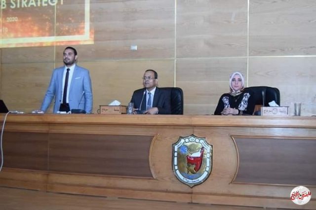 هواوي تنفذ ندوة تعريفية عن مسابقتها العالمية لتكنولوجيا المعلومات بجامعة سوهاج