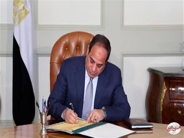 السيسى يصدق على قانون التصالح فى بعض مخالفات البناء