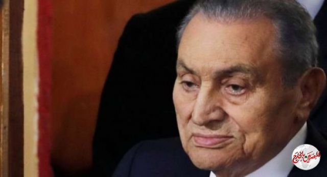 علاء مبارك على تويتر: والدى أجرى عملية جراحية وحالته مستقرة