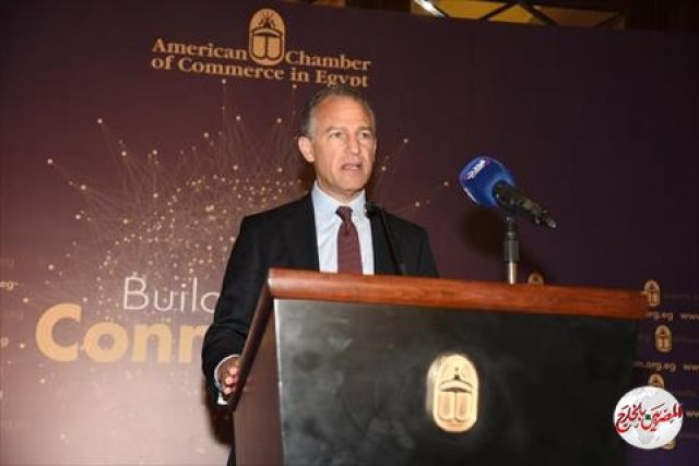السفير الأمريكى في مصر : لن نتخلى عن دورنا في حل مشكلة سد النهضة