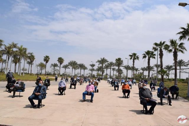 مصنع ٢٠٠ الحربي يكرم العاملين المتميزين عن شهري فبراير ومارس