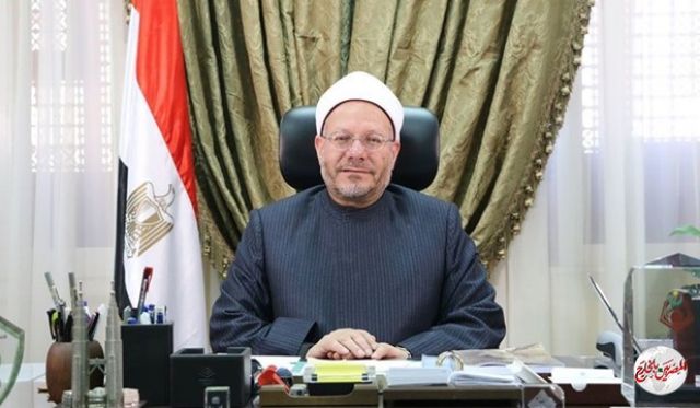 مفتي الجمهورية يهنئ الرئيس السيسي والأمة الإسلامية بمناسبة حلول شهر رمضان المبارك