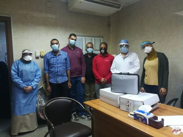 طلاب طب أسيوط يتبرعون بثلاث أجهزة تنفس صناعي لصالح الاستقبال العام ويدعمون معهد الأورام