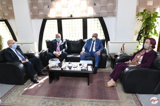 3 وزراء ورئيس العربية للتصنيع يتابعون الموقف التنفيذى لمنظومة المخلفات الجديدة 