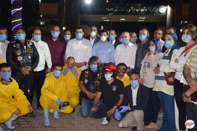 *د.أشرف صبحي يطلق إشارة بدء مبادرة تطهير مواقف المواصلات العامة*