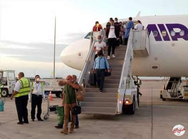 وصول 10طائرات تقل مصريين عالقين من الخارج إلي مصر