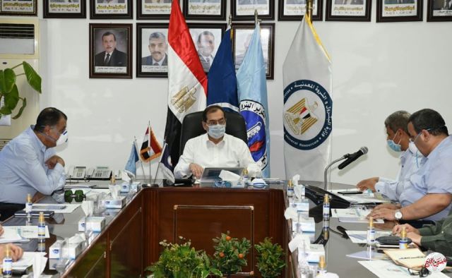 وزير البترول يترأس اجتماع اللجنة العليا للمنطقة الجغرافية البترولية بمسطرد