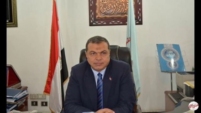 وزير القوى العاملة : رحلات طيران استثنائية للمصريين العالقين بالإمارات