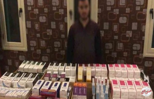 ضبط شخص يعرض مستلزمات طبية مجهولة المصدر بالمنيا علي "فيس بوك"