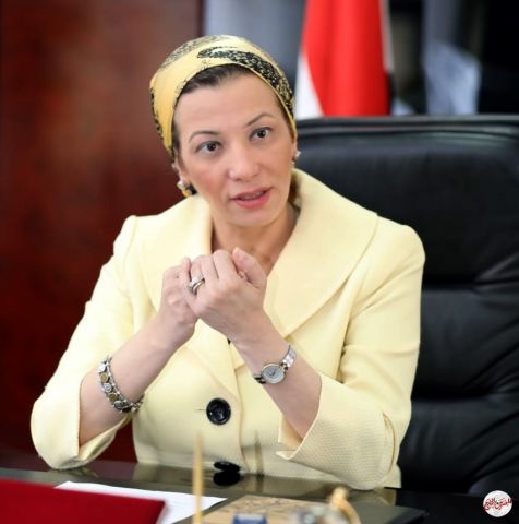 ياسمين فؤاد: تعلن الانتهاء من إنشاء المحطة العاشرة لرصد الهواء المحيط بمدينة الصف بالجيزة