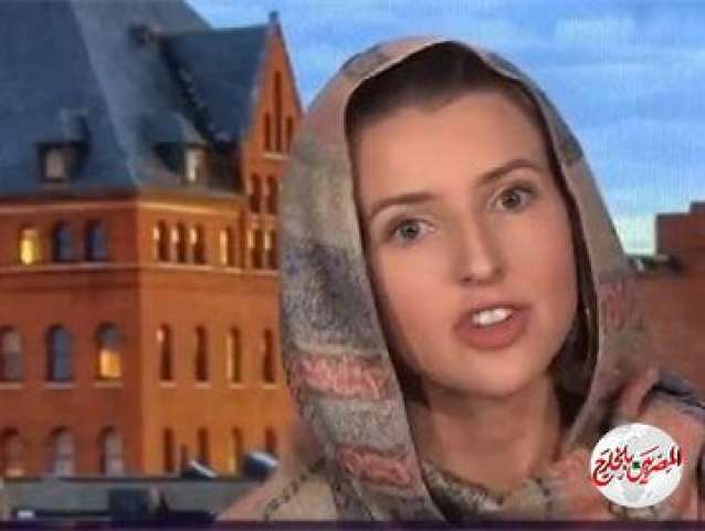 المغنية الأميركية "جنيفر جراوت" تتحدث عن اسلامها و تدافع عن حجابها