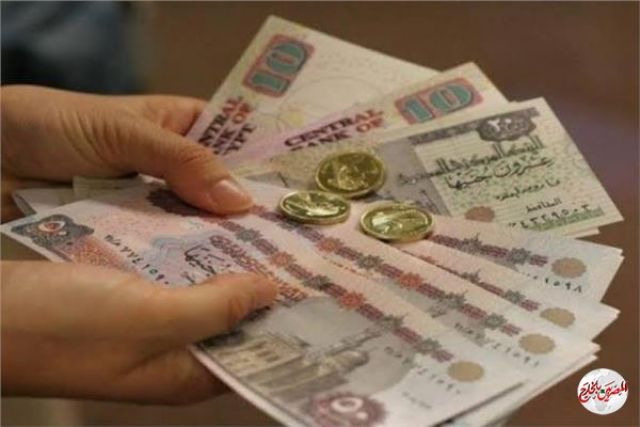 هل يجوز للمصريين المقيمين بالخارج إخراج الزكاة في بلدهم الأصلي أم في محل إقامتهم ؟.. «الأزهر» يجيب