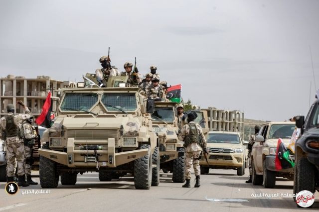 الجيش الليبي يستعد لعملية عسكرية ضد ميليشيا مصراتة