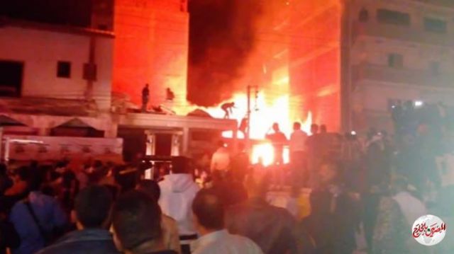 ماس كهربائي يحرق شقة بالدقي ويودي بحياة 4 أطفال وجدتهم