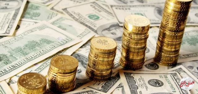 أسعار الذهب  تواصل تراجعها اليوم وارتفاع أسعار العملات الأجنبية في البنوك