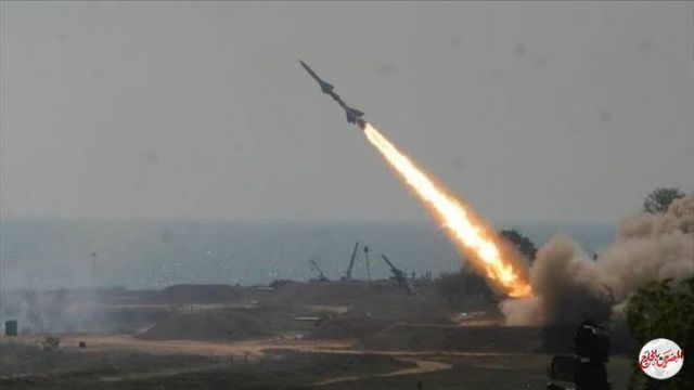 سقوط صاروخين قرب مطار بغداد استهدفا موقع للقوات الأمريكية