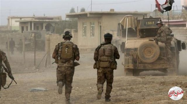 الاستخبارات العراقية تعتقل 12 داعشياً وتضبط بحوزتهم كميات كبيرة من الأسلحة والصواريخ غربى بغداد