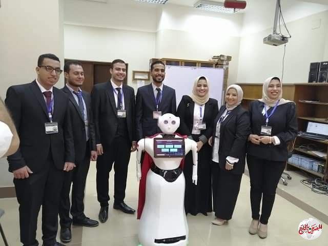 طلاب الفرقة النهائية بجامعة الهندسة بكفر الشيخ ينفذون روبوت مصري متعدد المهام