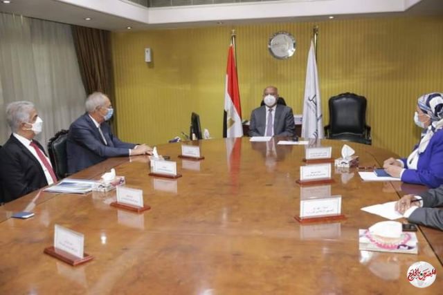 وزير النقل يبحث مع موانئ دبي العالمية سبل التعاون بين الجانبين