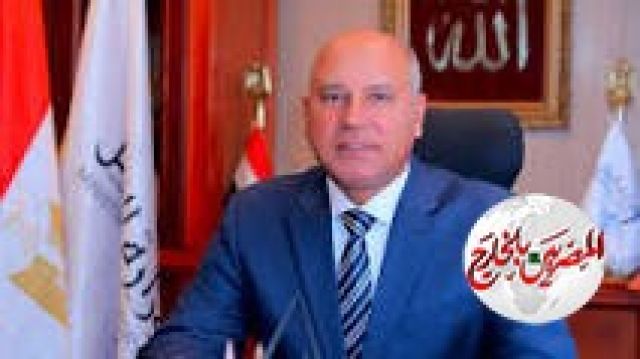 وزير النقل يتابع استئناف حركة شاحنات البضائع على خط سفاجا/ ضبا الملاحى