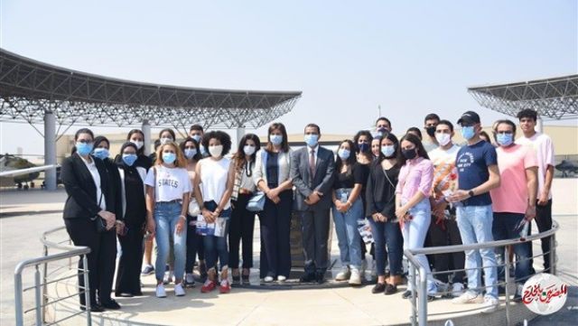 الهجرة: زيارة إلى متحف القوات الجوية للشباب الدارسين بالخارج