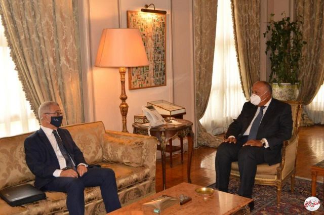 وزير الخارجية سامح شكري يلتقي بوزير خارجية مالطا في القاهرة