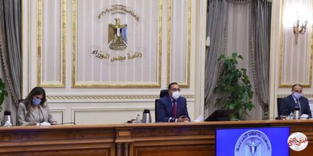رئيس الوزراء يتابع موقف المشروعات التنموية والخدمية في دمياط