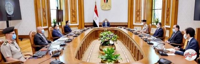 السيسي يوجه بالبدء في إنشاء منظومة النقل الذكي لإدارة شبكة الطرق والمحاور الرئيسية