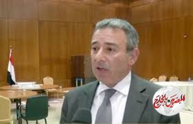 سفير مصر بلندن يبحث العلاقات الثنائية والقضايا الإقليمية مع وزير الدولة البريطاني