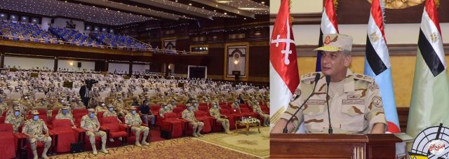 وزير الدفاع يلتقي مقاتلي الجيش الثاني الميداني.. ويشيد بدورهم الوطني