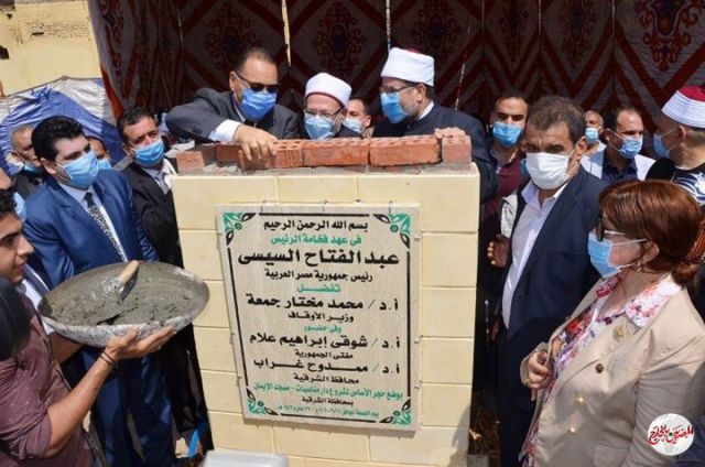 وزير الأوقاف: الدولة تولي اهتمامًا خاصًا بدور العبادة