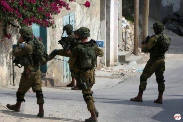 الاحتلال الإسرائيلي يعتقل مسنًا فلسطينيًا في القدس