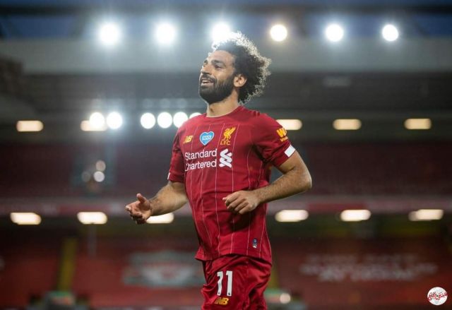 صلاح على ردار برشلونة واللاعب يرحب بالانتقال للنادي الكتالوني