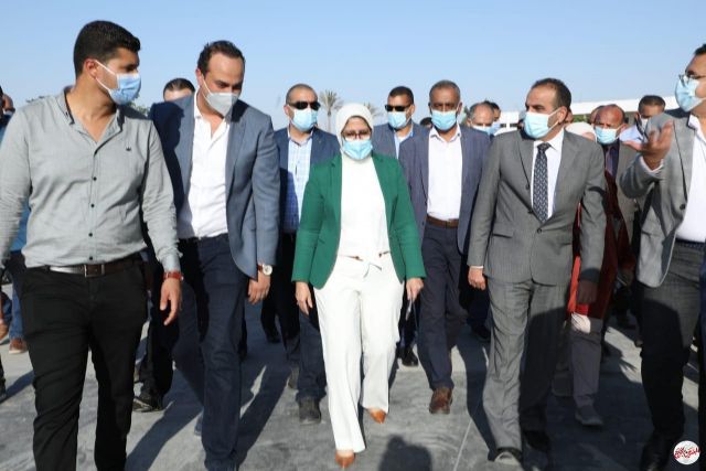 بالصور.. وزيرة الصحة: تسجيل ٩٠٠ ألف مواطن بمنظومة التأمين الصحي الشامل الجديد بالإسماعيلية