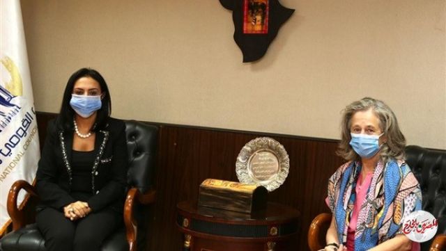 رئيسة القومي للمرأة تبحث التعاون مع سفيرة البرتغال بالقاهرة