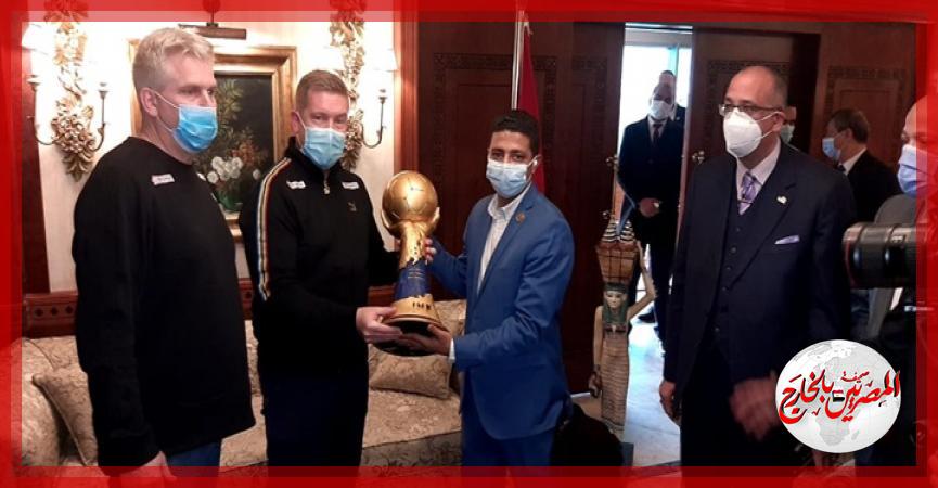 المصريين بالخارج