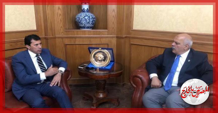 المصريين بالخارج