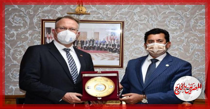 المصريين بالخارج