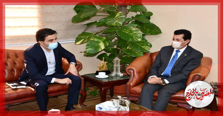 المصريين بالخارج