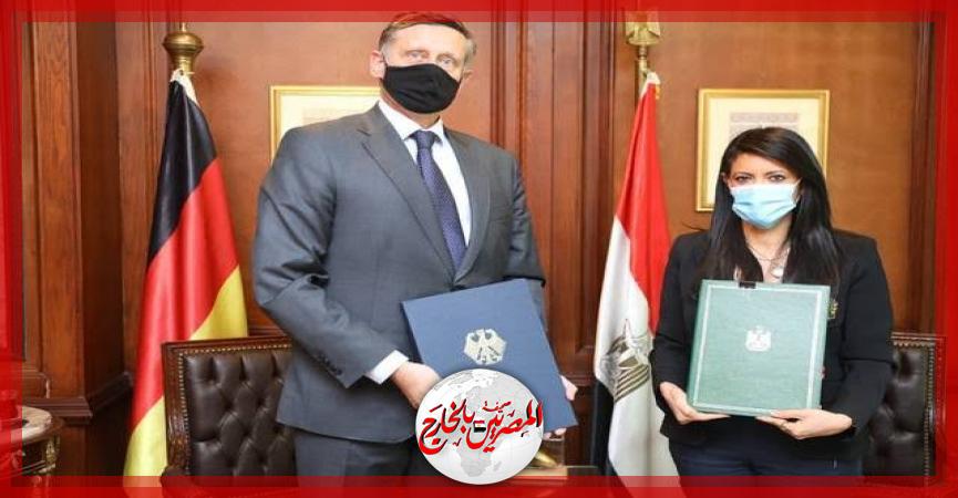 المصريين بالخارج