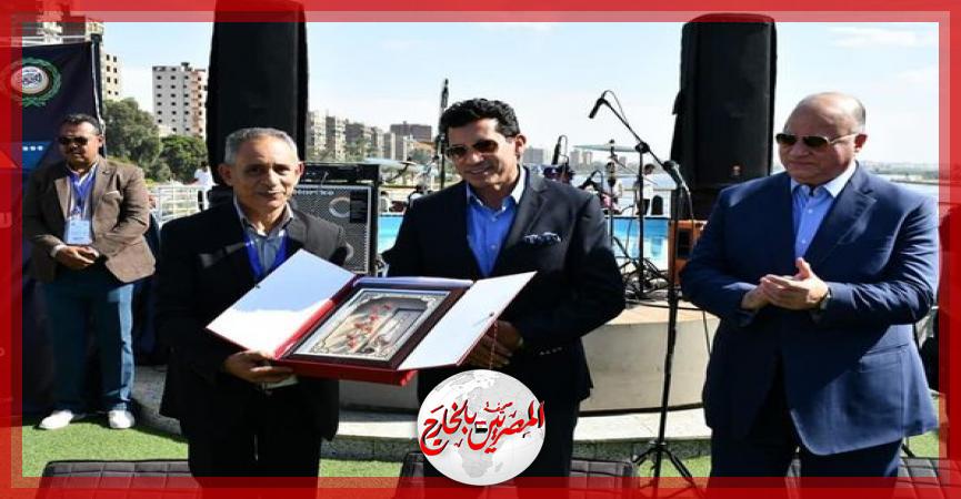 المصريين بالخارج