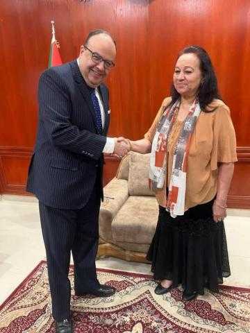 السفير المصري في الخرطوم يلتقي عضوة مجلس السيادة السوداني