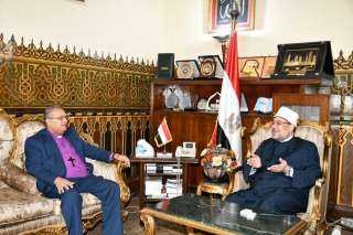 رئيس الطائفة الإنجيلية بمصر يهنئ  وزير الأوقاف بعيد الأضحى المبارك
