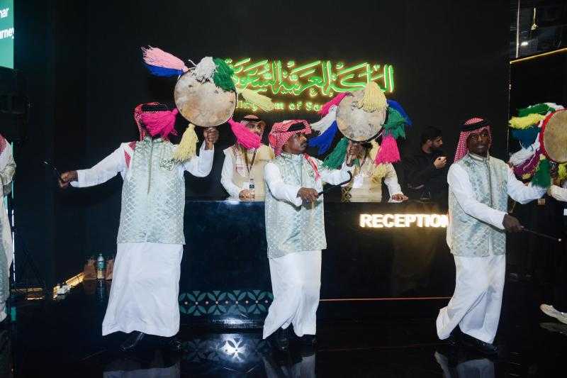 ”العرضة السعودية” تُبهر الجمهور الهندي في معرض نيودلهي الدولي للكتاب 2024