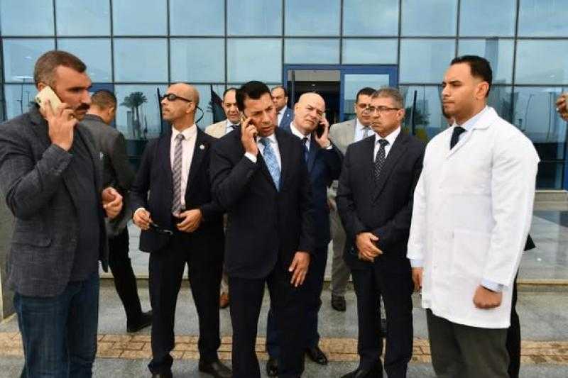 وزارة الصحة: إصابة 25 مواطنًا في حادث انقلاب ميني باص تابع لوزارة الشباب والرياضة بطريق العاصمة الإدارية