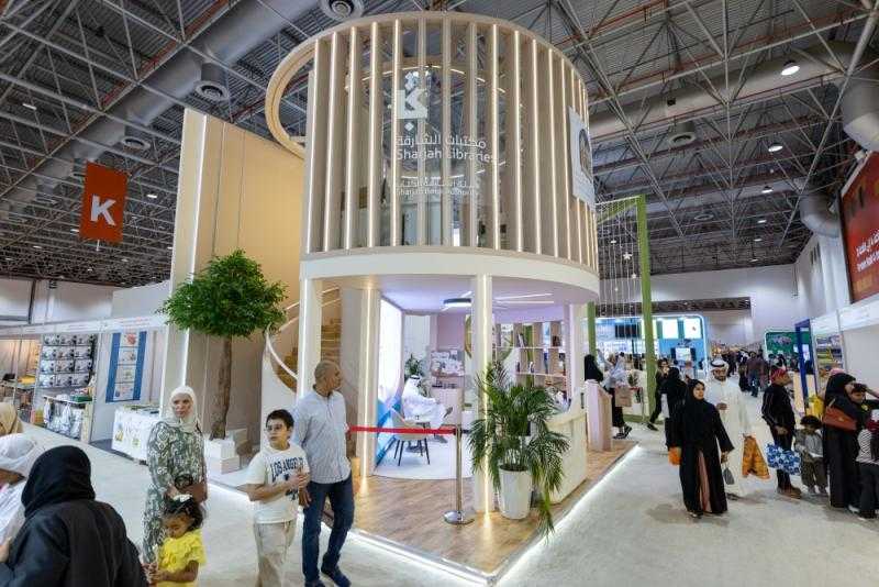 ”مكتبات الشارقة العامة” تحتفي بـ 100 عام من نشر المعرفة خلال مشاركتها في ”الشارقة  للكتاب”