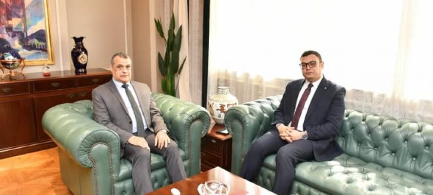 وزيرا ”الإنتاج الحربي” و”الإسكان” يناقشان مستجدات مشروعات المبادرة الرئاسية ”حياة كريمة”
