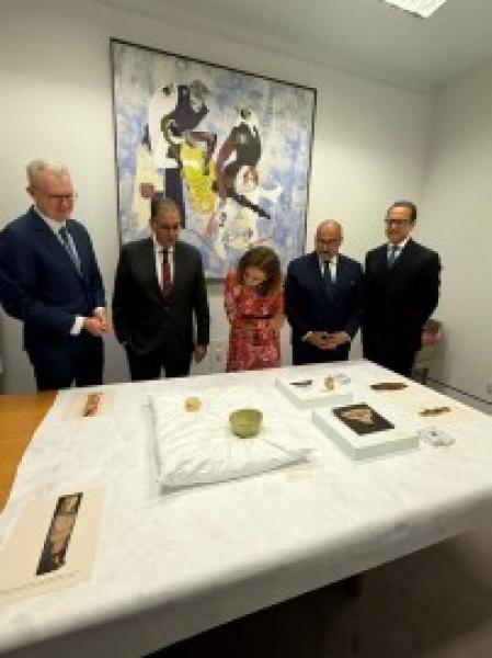 مصر تسترد 17 قطعة أثرية نادرة من استراليا