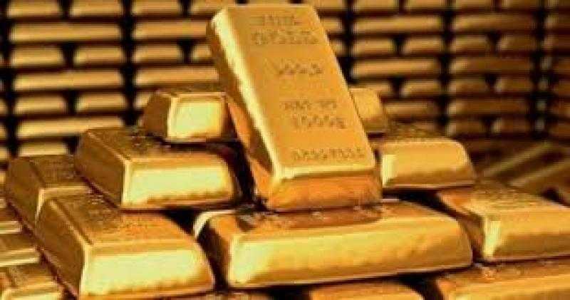 الذهب ينخفض في آسيا مع ارتفاع عوائد السندات الأمريكية وسط ترقب قرارات ”الفيدرالي الأمريكي”