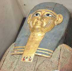 بعد خروجهما بطريقة غير شرعية.. ”السياحة والآثار” تتسلّم قطعتين أثريتين من بلجيكا